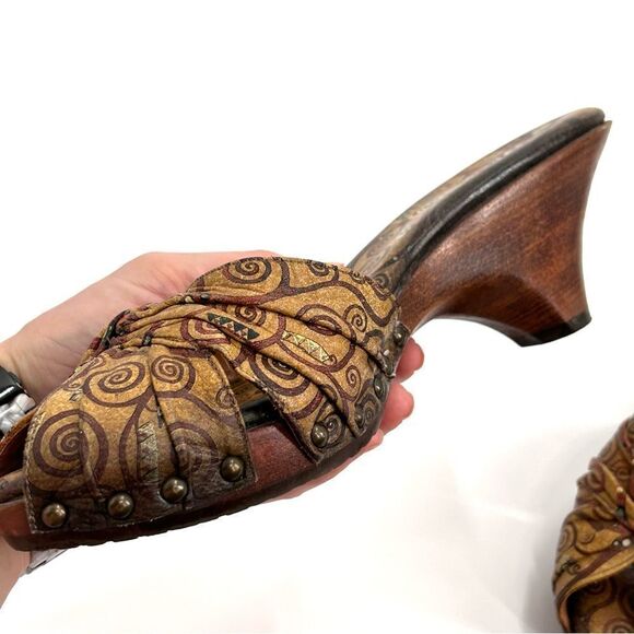 Jcon painted tan brown leather peep toe wooden wedge sole size 9.5 - Picture 6 of 12